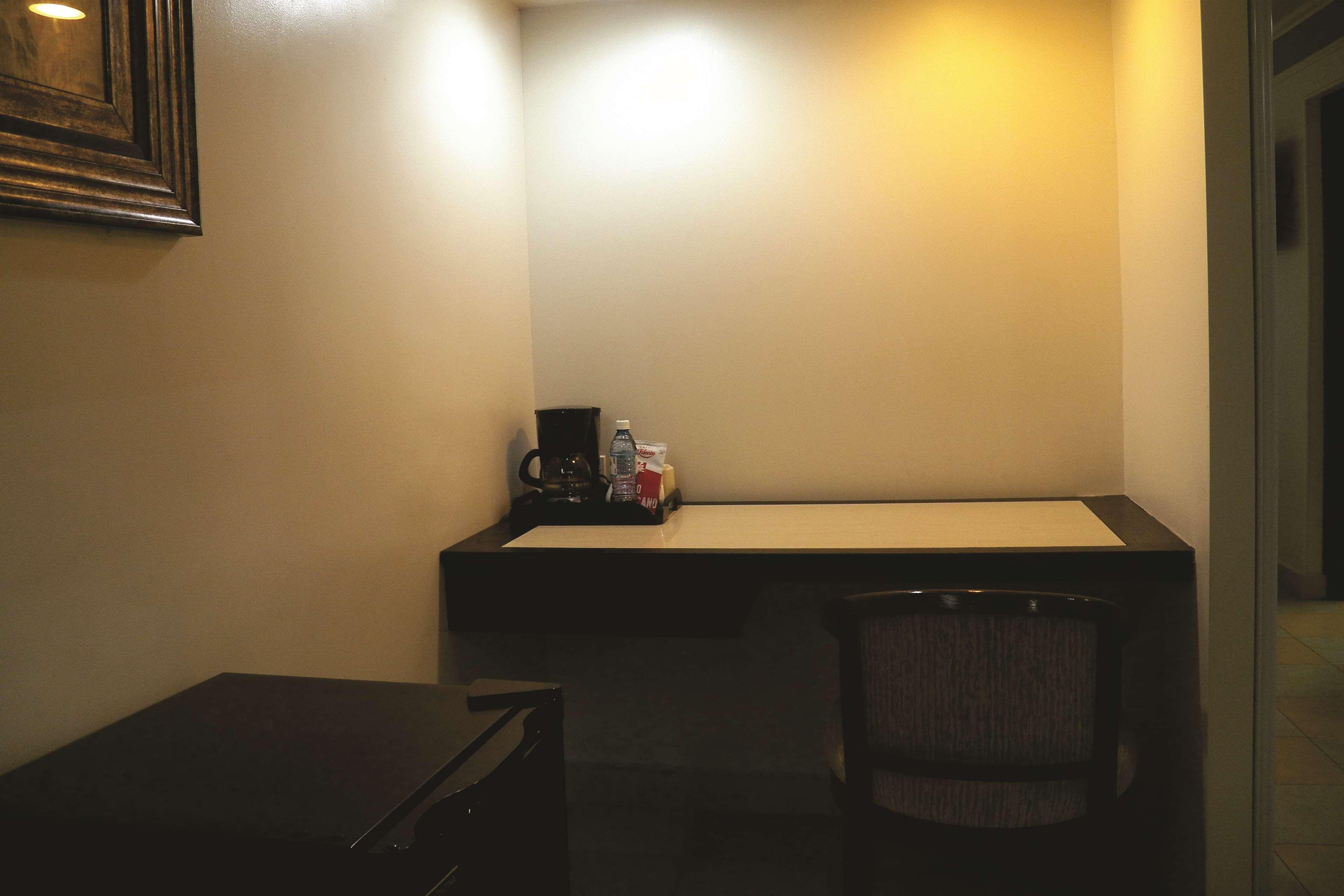 Best Western Hotel Plaza Matamoros Exterior foto