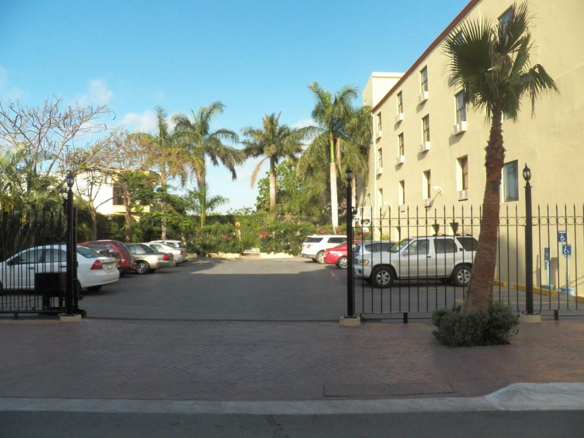 Best Western Hotel Plaza Matamoros Exterior foto